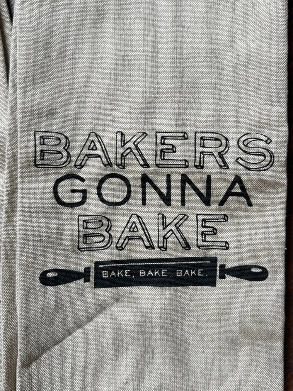 Unbranded Cream Cotton Kitchen Towels - Bakers Gonna Bake & Cookie Quote
